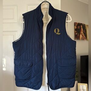 Quinnipiac Sherpa vest